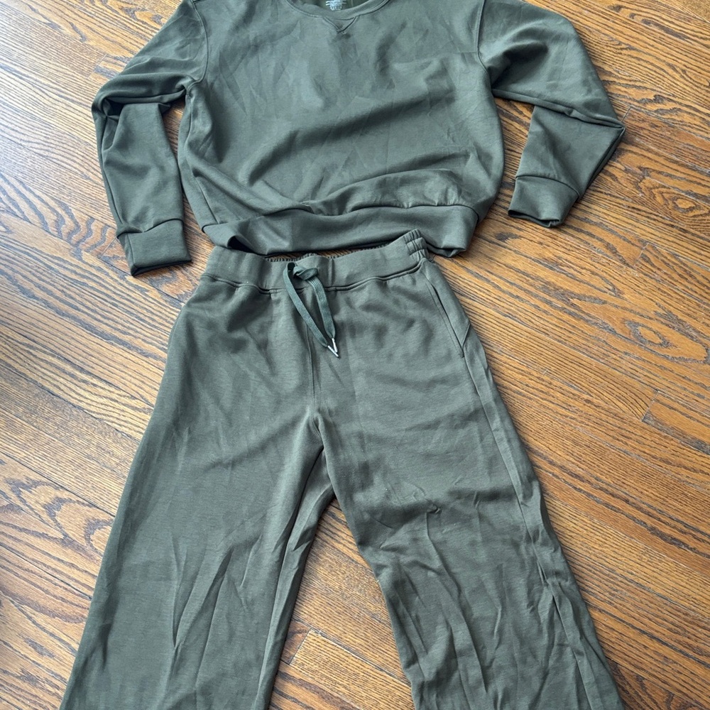 Olive Green Women's Track Pants & Joggers